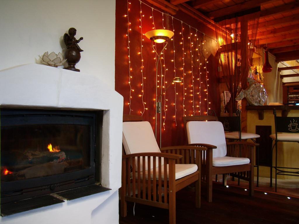 Caderousse Bastide Des Princes B&B المظهر الخارجي الصورة