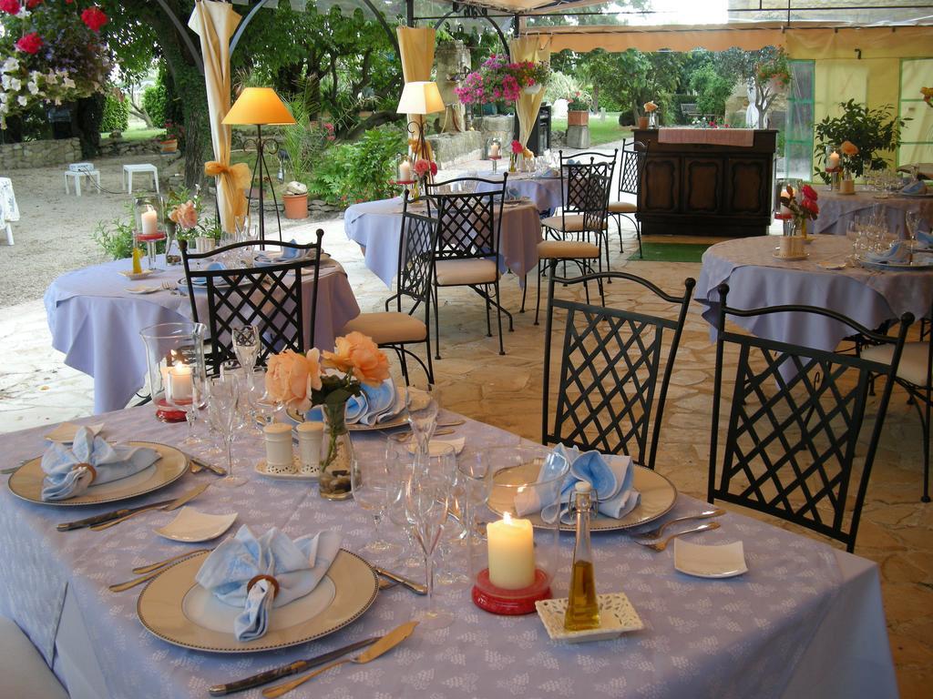 Caderousse Bastide Des Princes B&B المظهر الخارجي الصورة