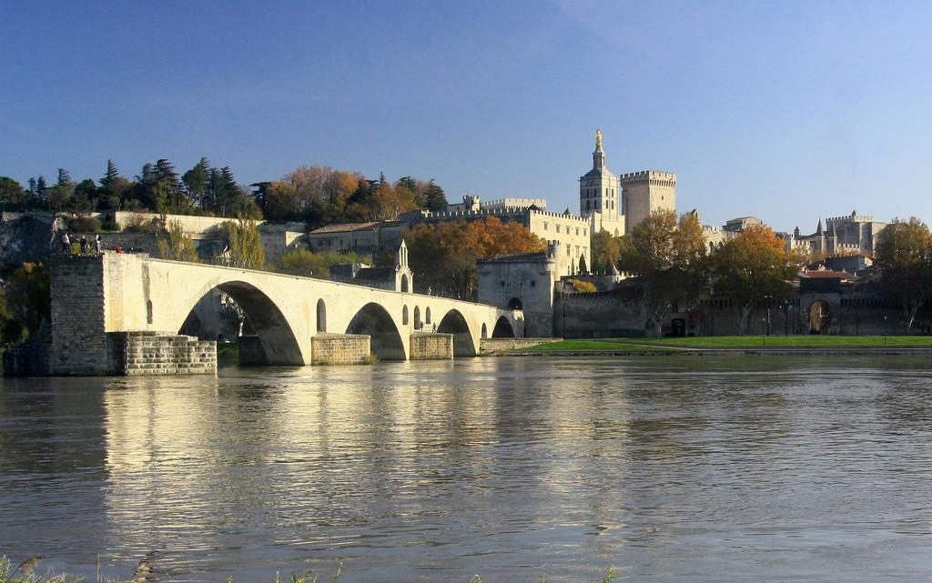 Caderousse Bastide Des Princes B&B المظهر الخارجي الصورة